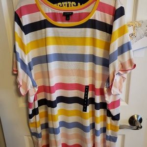 BNWT Torrid size 5 striped tshirt